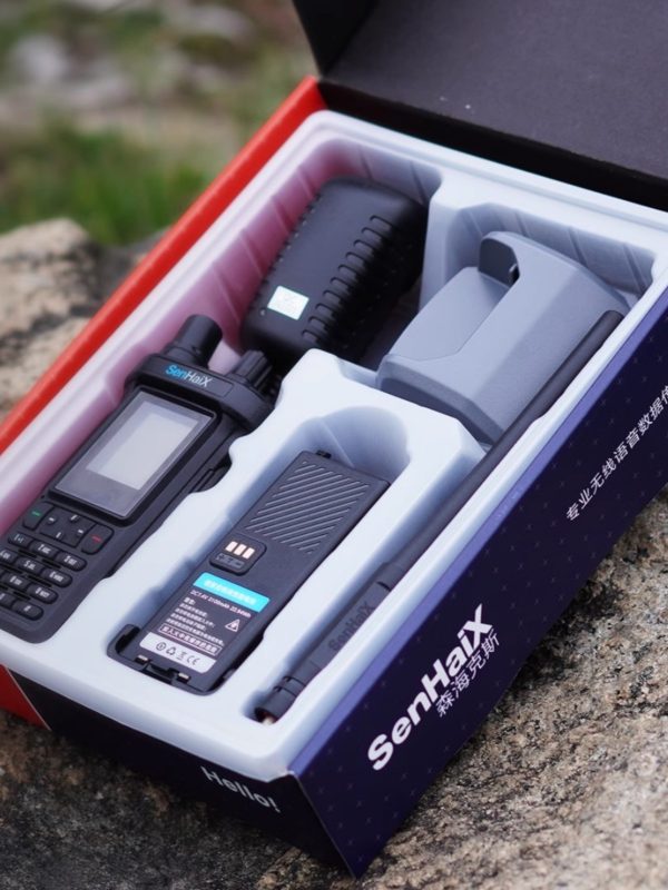 SenHaix SHX-8900 4G LTE POC Radio Dual Band VHF/UHF AM FM Double SIM Card - Image 4