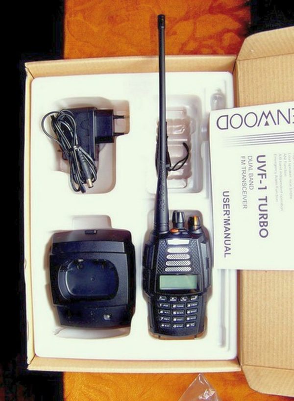 Kenwood UVF-1 Turbo UHF VHF Dual Band Handheld Two Way Radio - Image 5