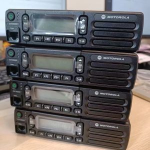 MOTOTRBO Motorola XIR M3188 25W UHF VHF DMR Mobile Radio 