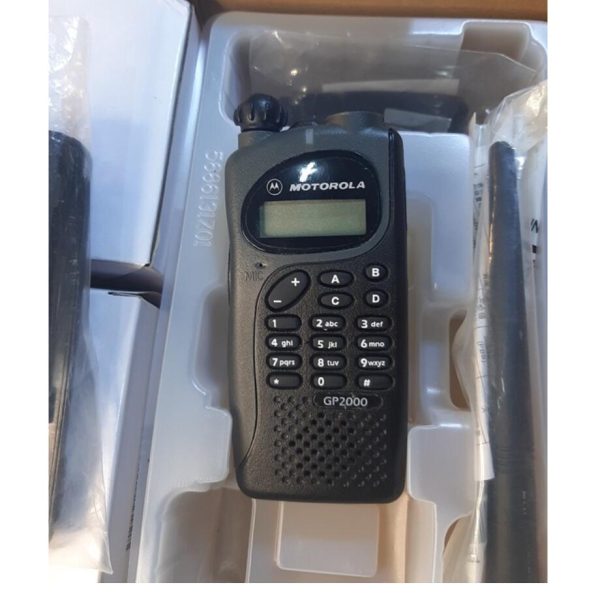 Brand Discounted Motorola Radio GP2000 VHF/UHF Full Keypads Walkie Talkie - Image 3