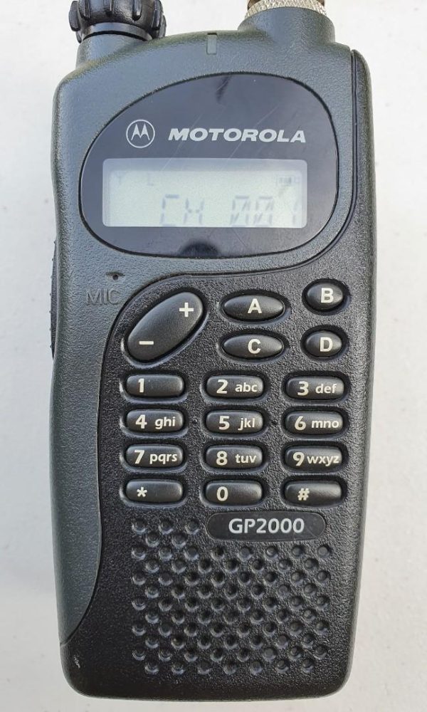 Brand Discounted Motorola Radio GP2000 VHF/UHF Full Keypads Walkie Talkie - Image 2