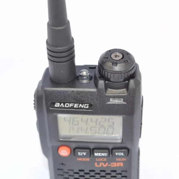 UV-3R Mark II Baofeng Portabale Dual Frequency 2 ways Radio - Image 2