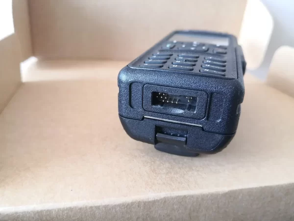 Motorola ht mtp3100 MTP3150 Original Walkie Talkie 350-470MHz Radio - Image 2
